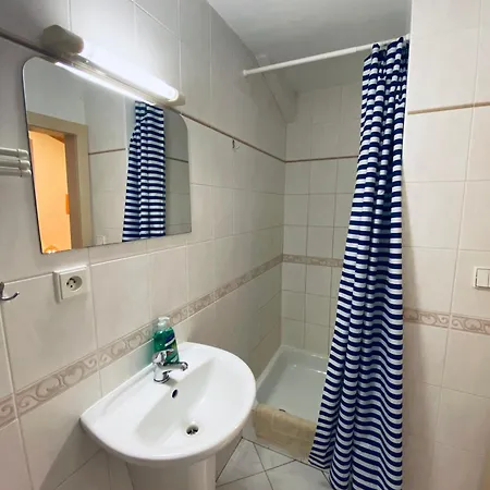 Πανσιόν Dalmo 3*